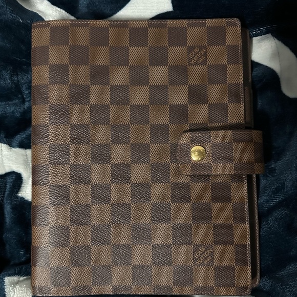 Louis Vuitton Large Ring Agenda (Agenda GM) - Picture 2 of 12